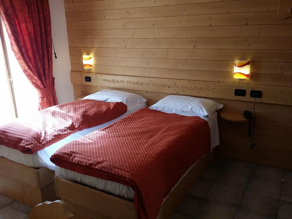 Hotel Raibl E Appartamenti Tarvisio Værelse billede