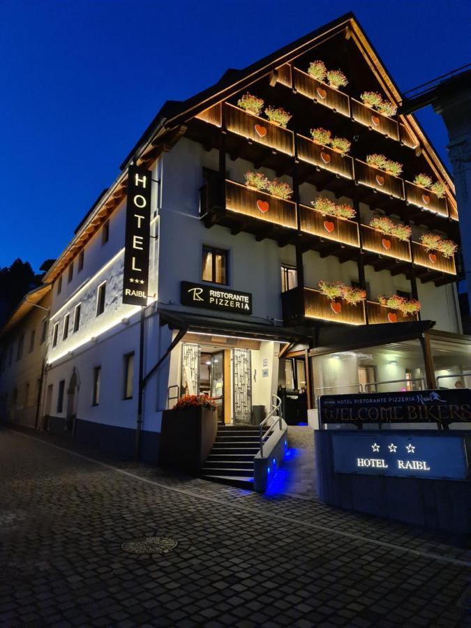Hotel Raibl E Appartamenti Tarvisio Eksteriør billede
